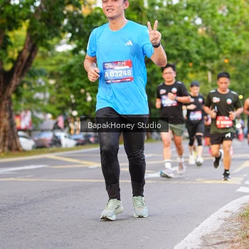 Runner Photo 3913378