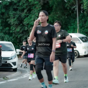 Runner Photo 3913379