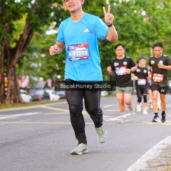 Runner Photo 3913406