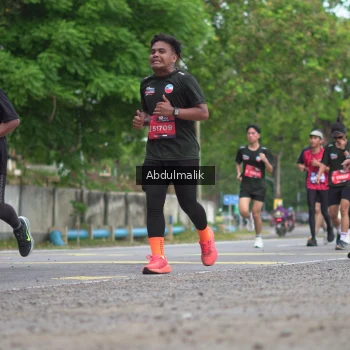Runner Photo 3913497