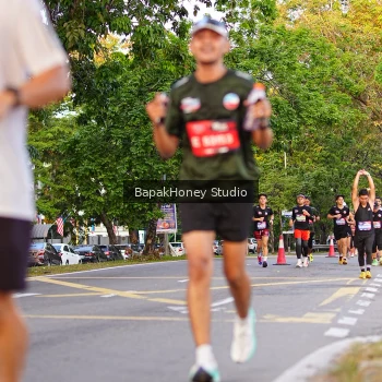 Runner Photo 3913532