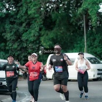 Runner Photo 3913554