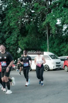 Runner Photo 3913567
