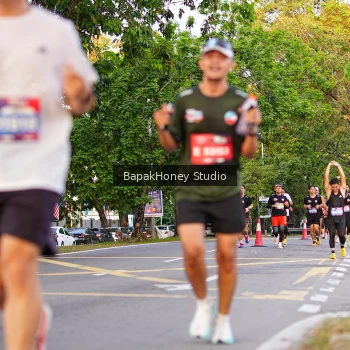 Runner Photo 3913577