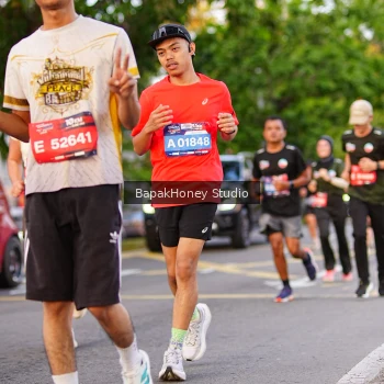 Runner Photo 3913670