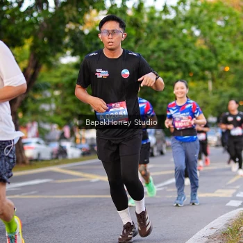 Runner Photo 3913717
