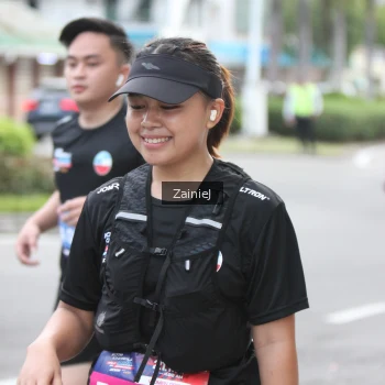 Runner Photo 3913780