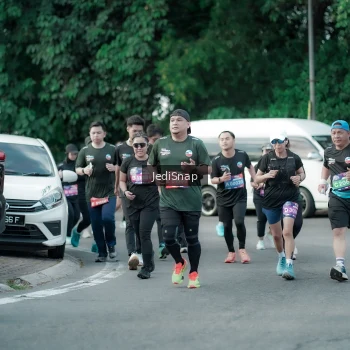Runner Photo 3913813
