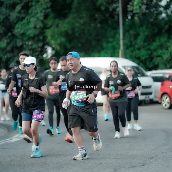 Runner Photo 3913851