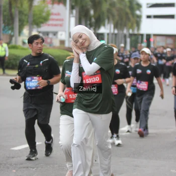 Runner Photo 3913914