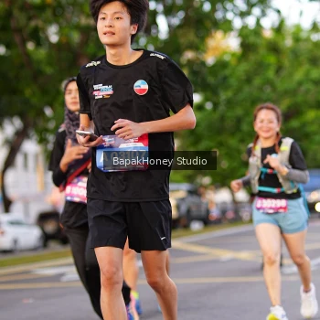 Runner Photo 3913945