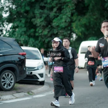 Runner Photo 3914025