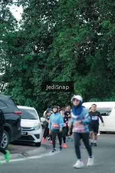 Runner Photo 3914170