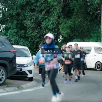 Runner Photo 3914193