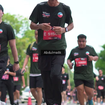 Runner Photo 3914199