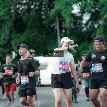 Runner Photo 3914275