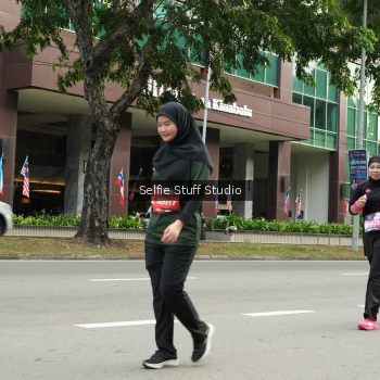 Runner Photo 3914289