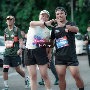 Runner Photo 3914345