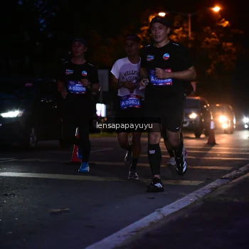 Runner Photo 3914349