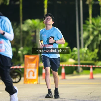 Runner Photo 3914372