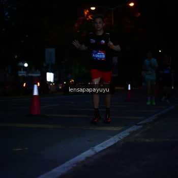 Runner Photo 3914398