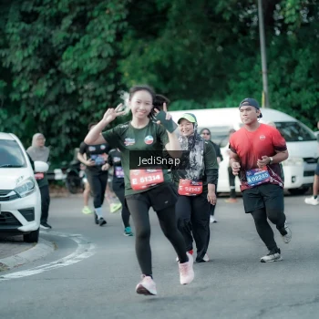 Runner Photo 3914528