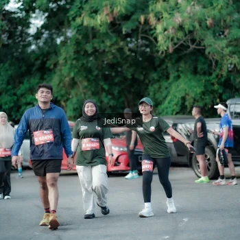 Runner Photo 3914533