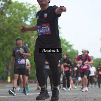 Runner Photo 3914617