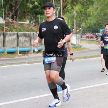 Runner Photo 3914724