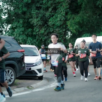 Runner Photo 3914851