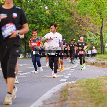 Runner Photo 3914886