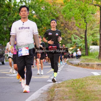 Runner Photo 3914947