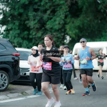 Runner Photo 3914972