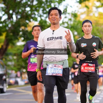 Runner Photo 3915001