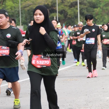 Runner Photo 3915002