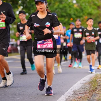 Runner Photo 3915246