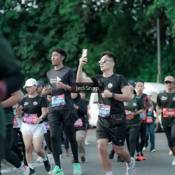 Runner Photo 3915334