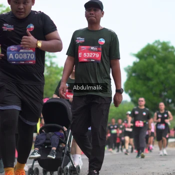 Runner Photo 3915346