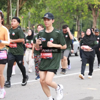 Runner Photo 3915418