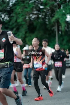 Runner Photo 3915432