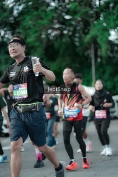 Runner Photo 3915434