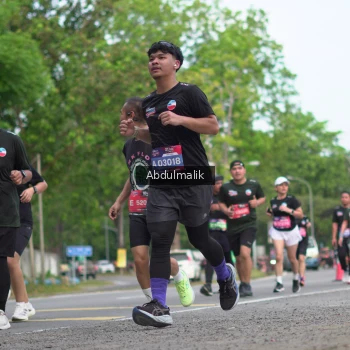Runner Photo 3915480
