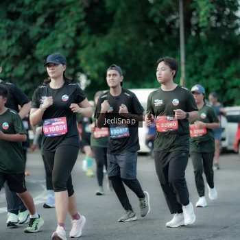 Runner Photo 3915513