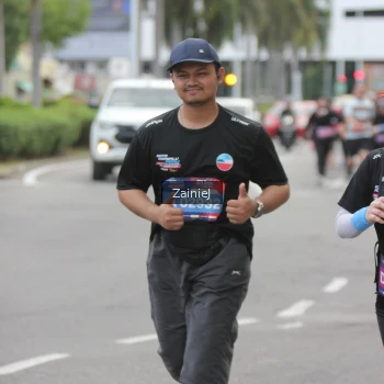 Runner Photo 3915603