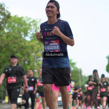 Runner Photo 3915634