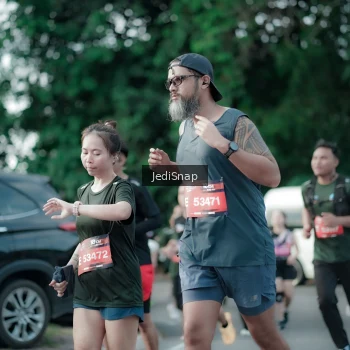 Runner Photo 3915737