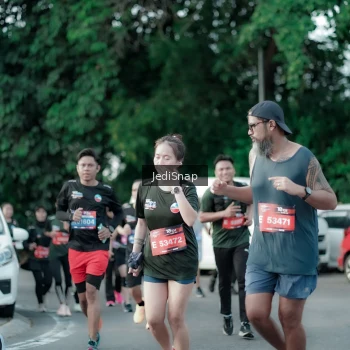 Runner Photo 3915745