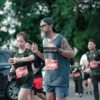 Runner Photo 3915749