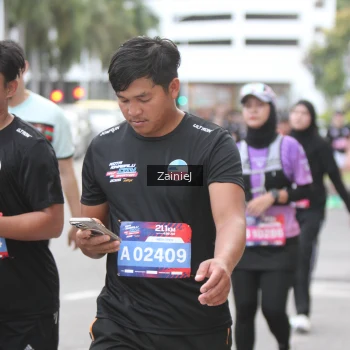 Runner Photo 3915750