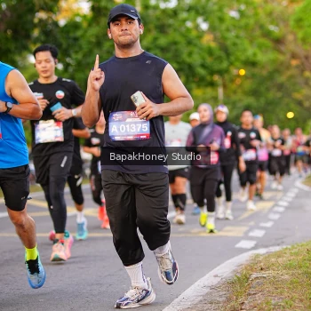 Runner Photo 3915773